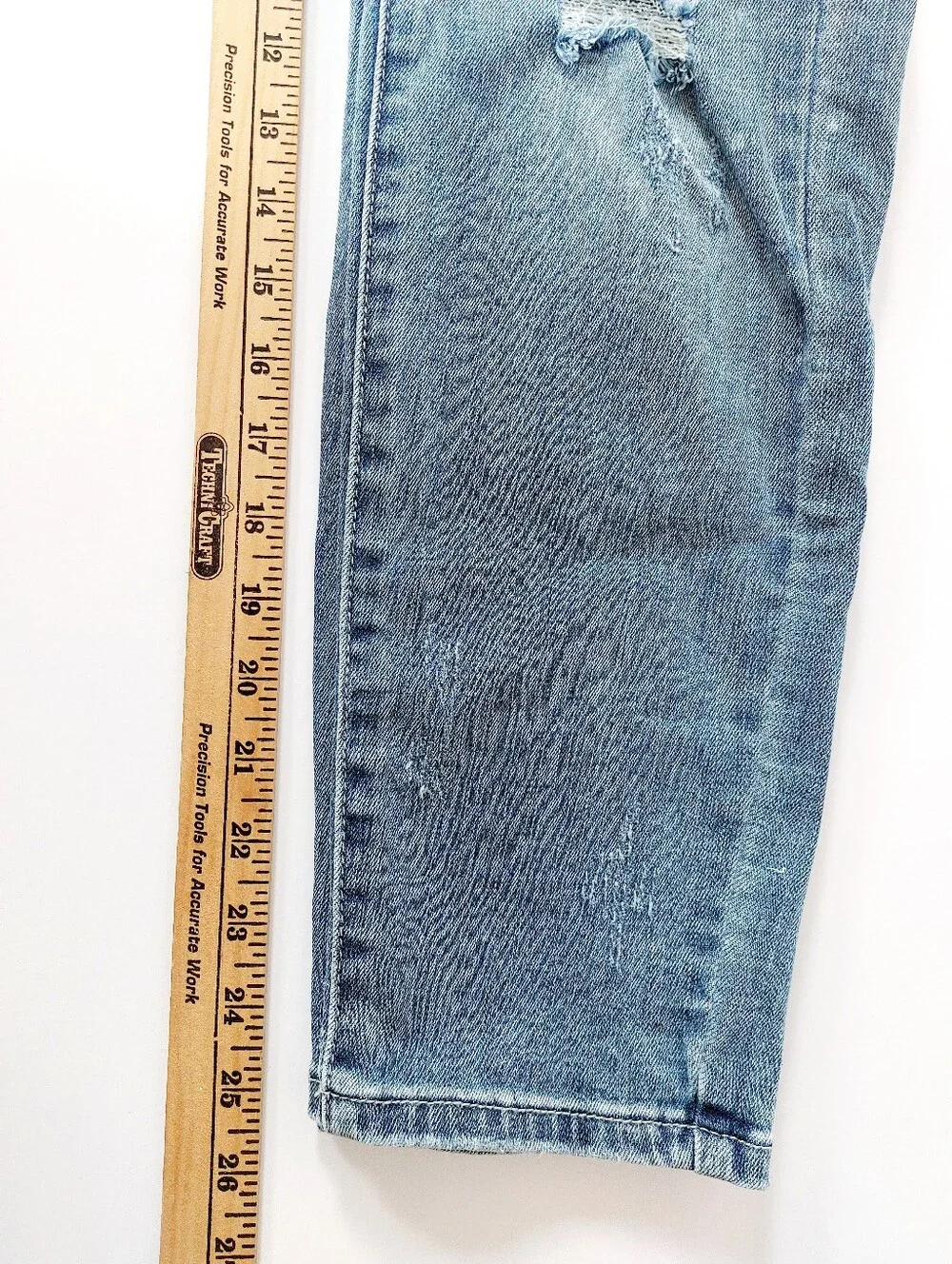 Distressed Relaxed Fit Size 30 Judy Blue Jeans #JB8273 MD